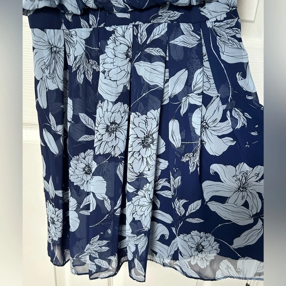 Eliza J Blue Floral Halter Pleated Midi Dress Size 6 - Picture 8 of 13